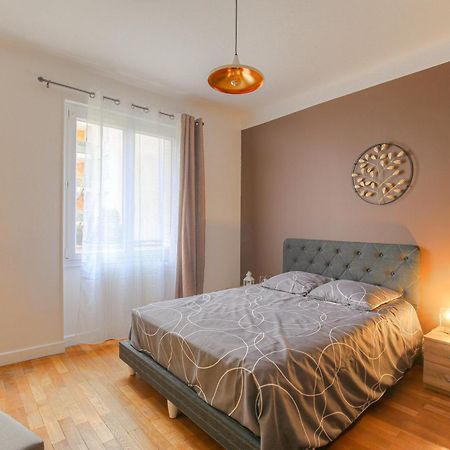 Le Parilly - Ma Cabotte Apartman Vénissieux Kültér fotó