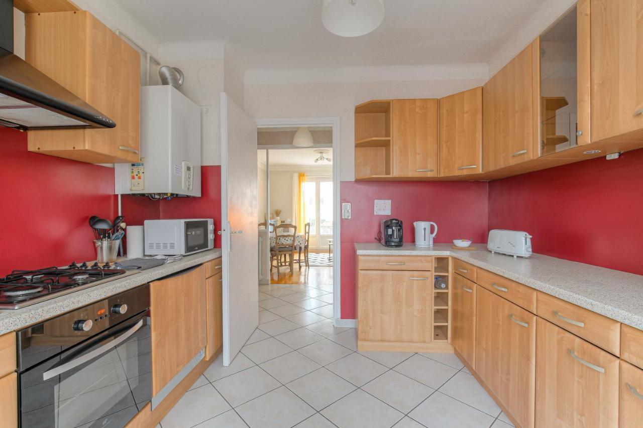 Le Parilly - Ma Cabotte Apartman Vénissieux Kültér fotó